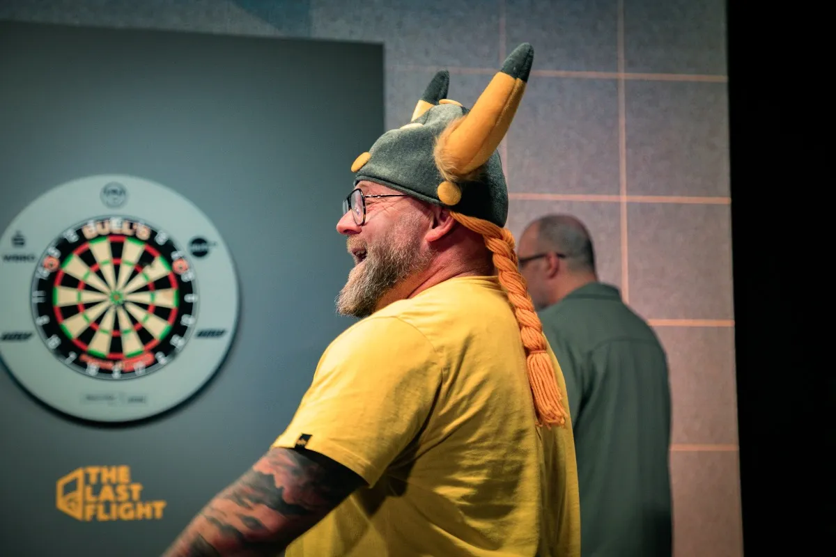 Spieler der Double Dipper beim Wurf